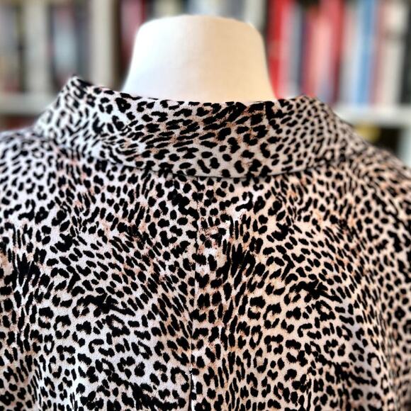 WORTHINGTON Animal Print Blouse Size PXL Classic Business Casual Comfort Preppy - Picture 7 of 11